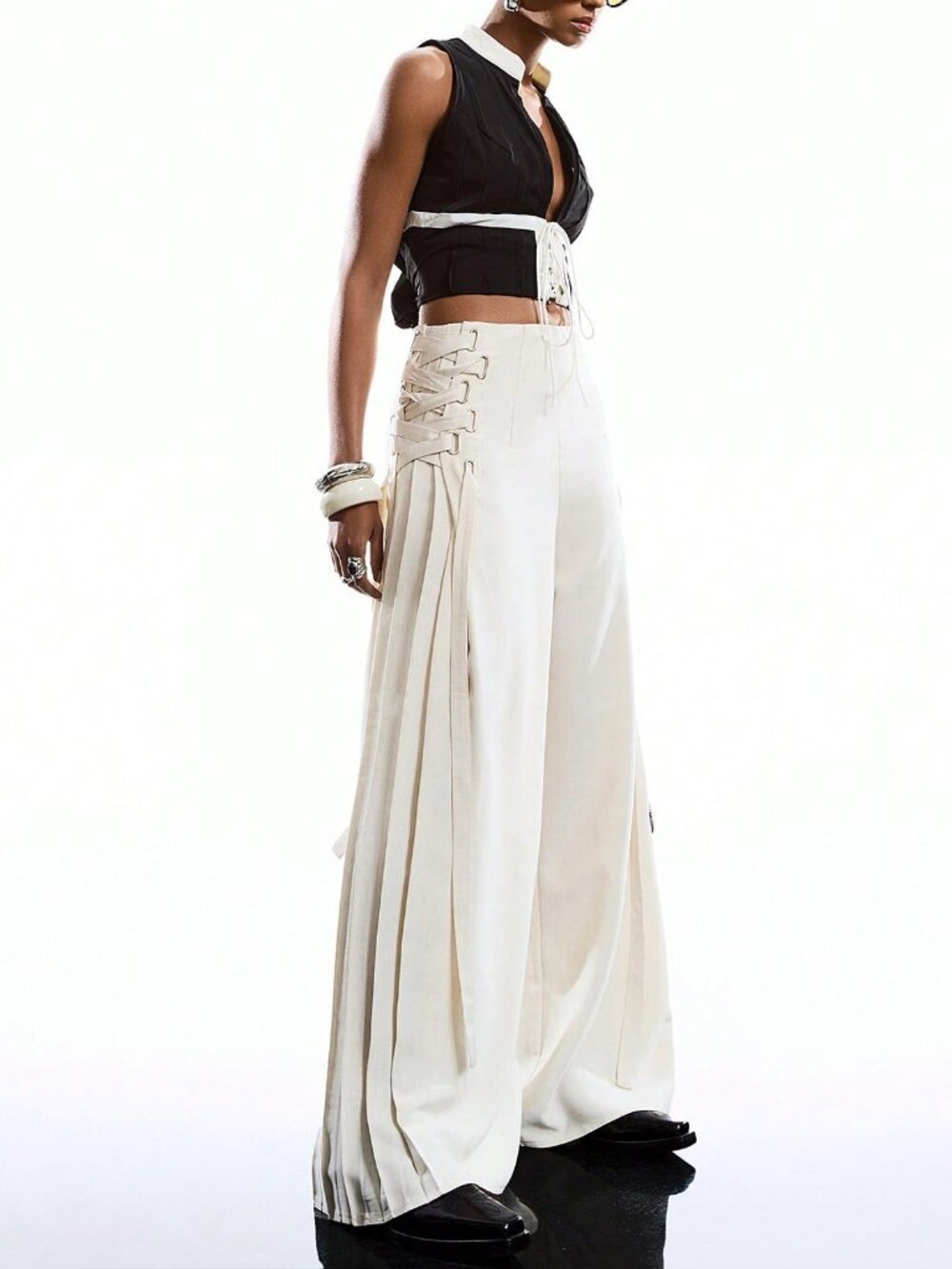 Casual Women's Minimalist Tie-Up wide legged pleated detailed Pants - Picture 7 of 7
